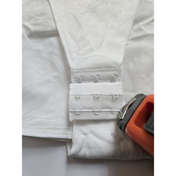 Fredericks of Hollywood Medium Body Suit Slimming White Garment Linger Snaps Med - Picture 8 of 8